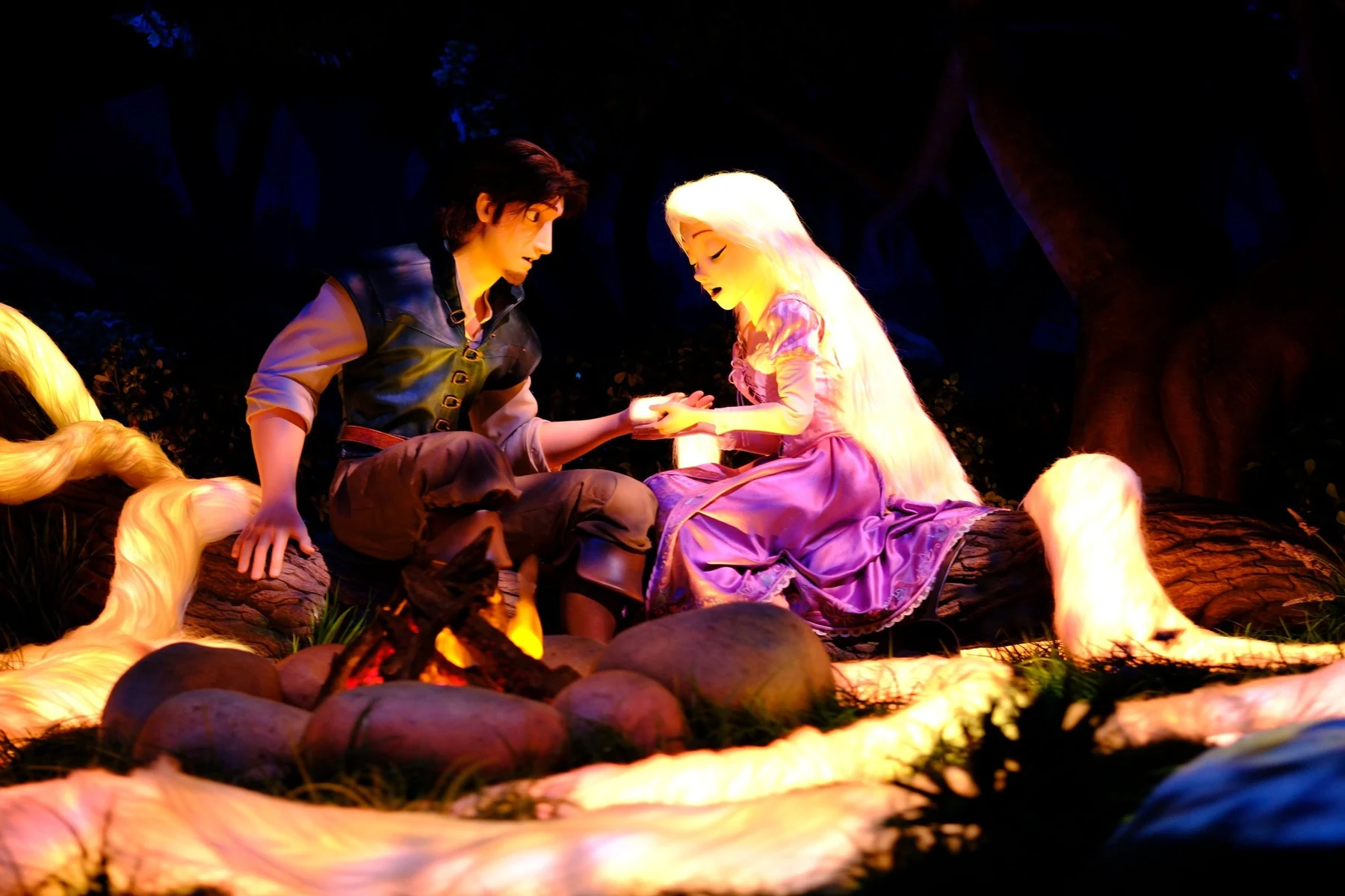 ฉากตัวละครใน Rapunzel’s Lantern Festival