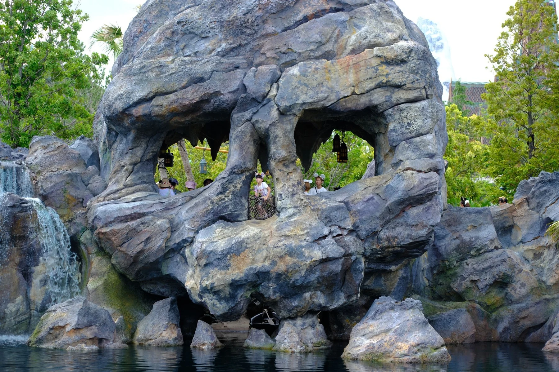 Skull Rock ใน Peter Pan’s Never Land